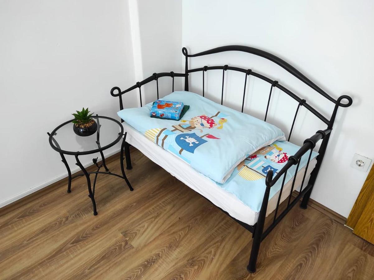 Apartments 4M كوسترينا المظهر الخارجي الصورة