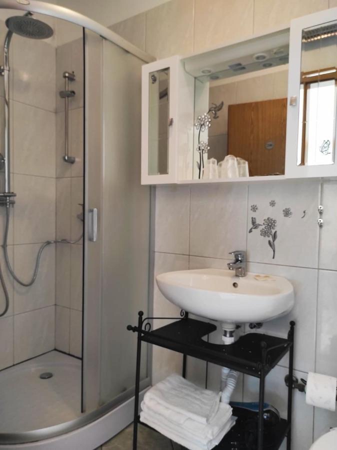 Apartments 4M كوسترينا المظهر الخارجي الصورة
