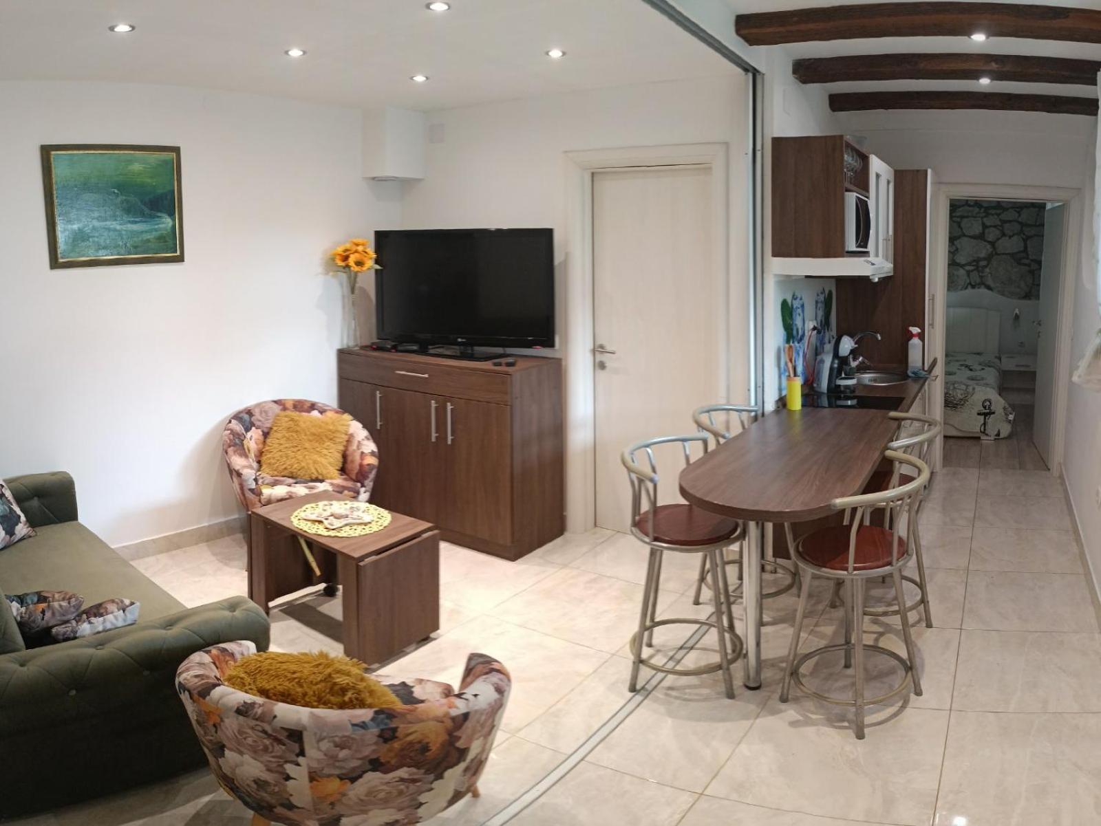 Apartments 4M كوسترينا المظهر الخارجي الصورة