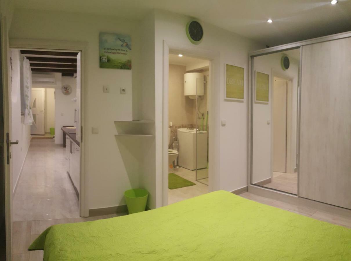 Apartments 4M كوسترينا المظهر الخارجي الصورة