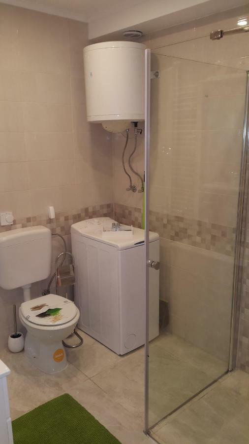 Apartments 4M كوسترينا المظهر الخارجي الصورة